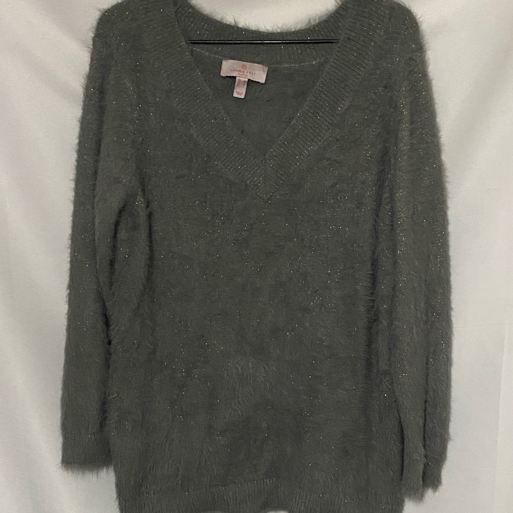 Laurie Felt‎ Gray Wo size Medium Gray V-Neck Eyelash Sweater  SOFT COZY CLEAN